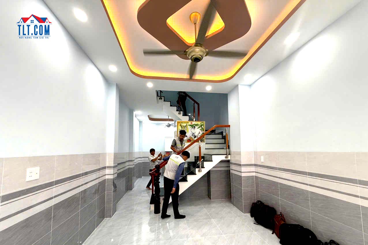 Bàn giao nhà phố 1 trệt 2 lầu 1 tum