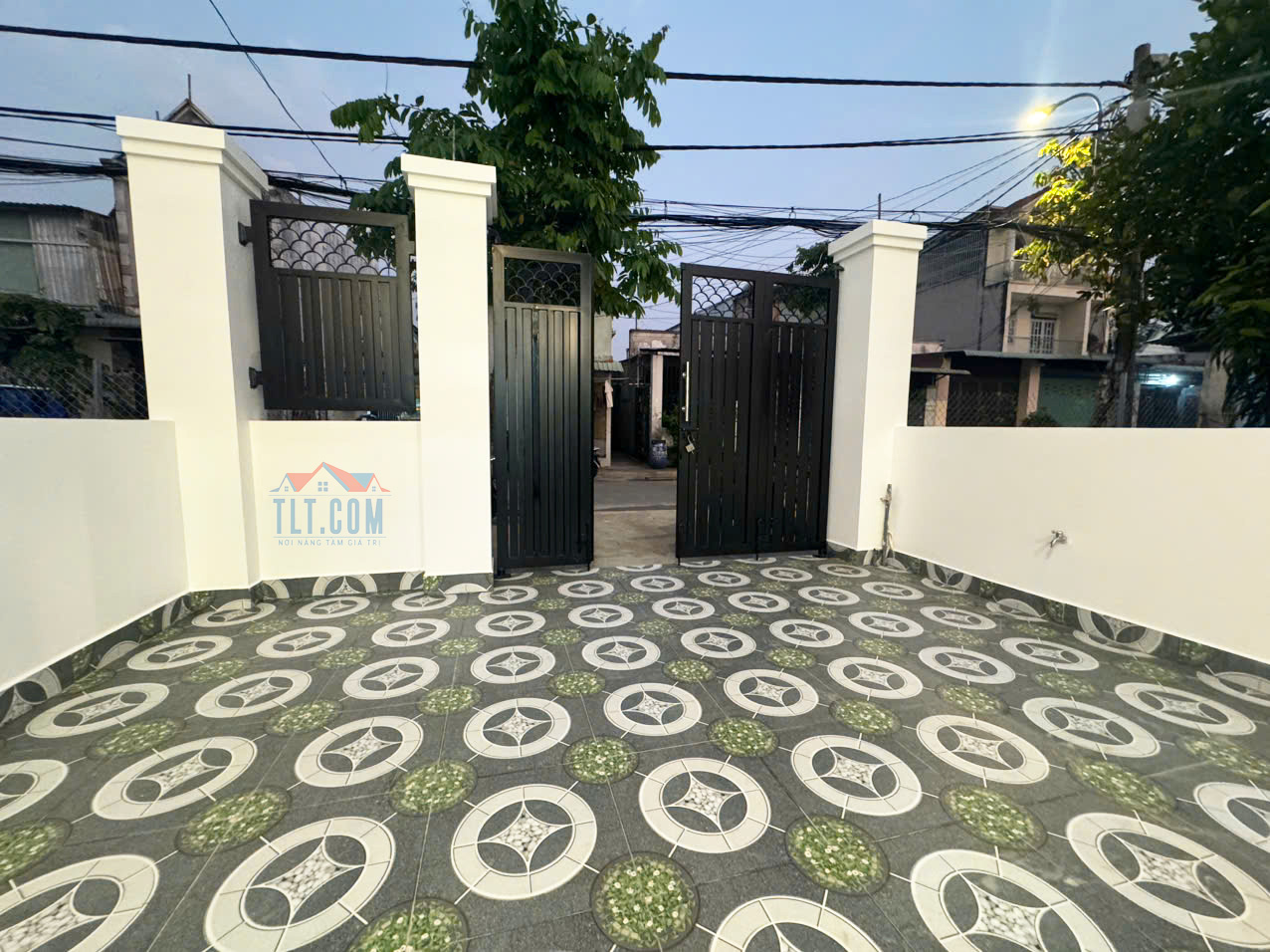 Không gian ngoại thất