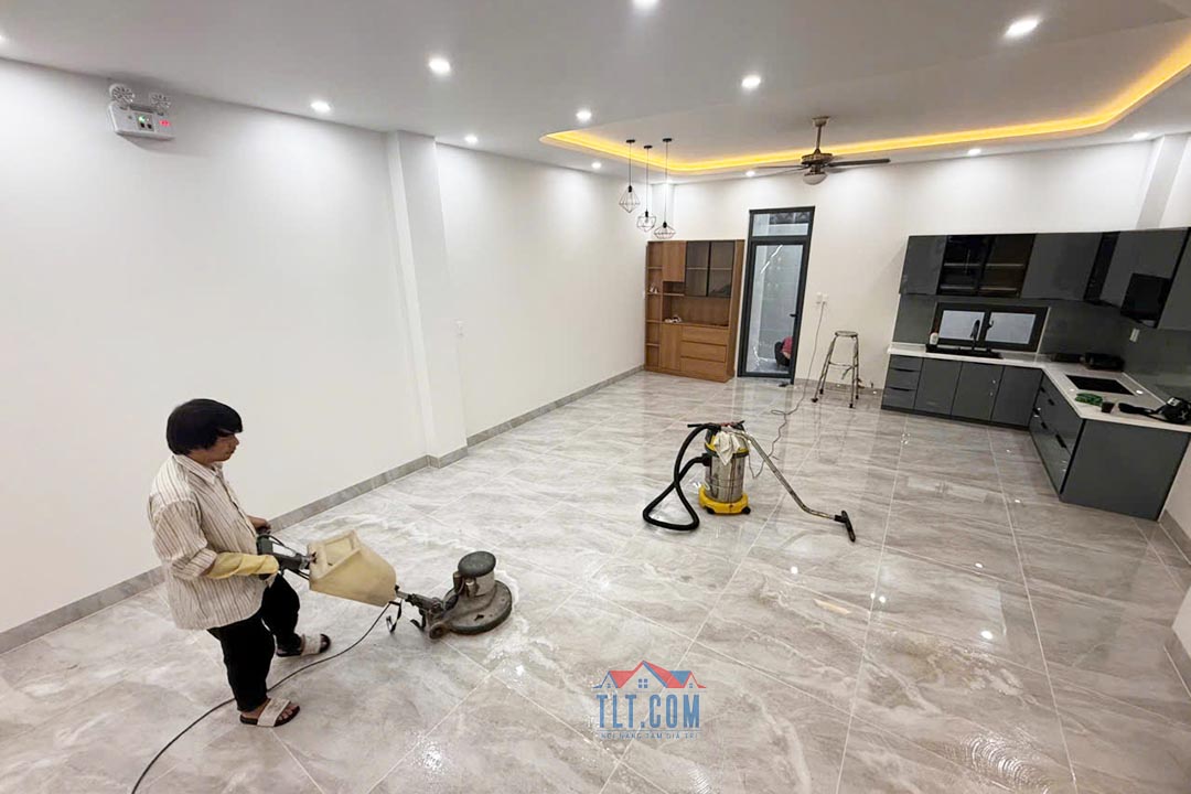 Vệ sinh sạch sẽ công trình trước khi bàn giao