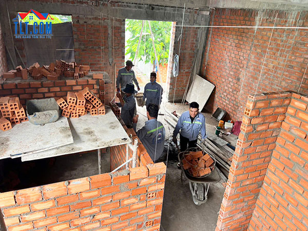 Xây tường - bao tường