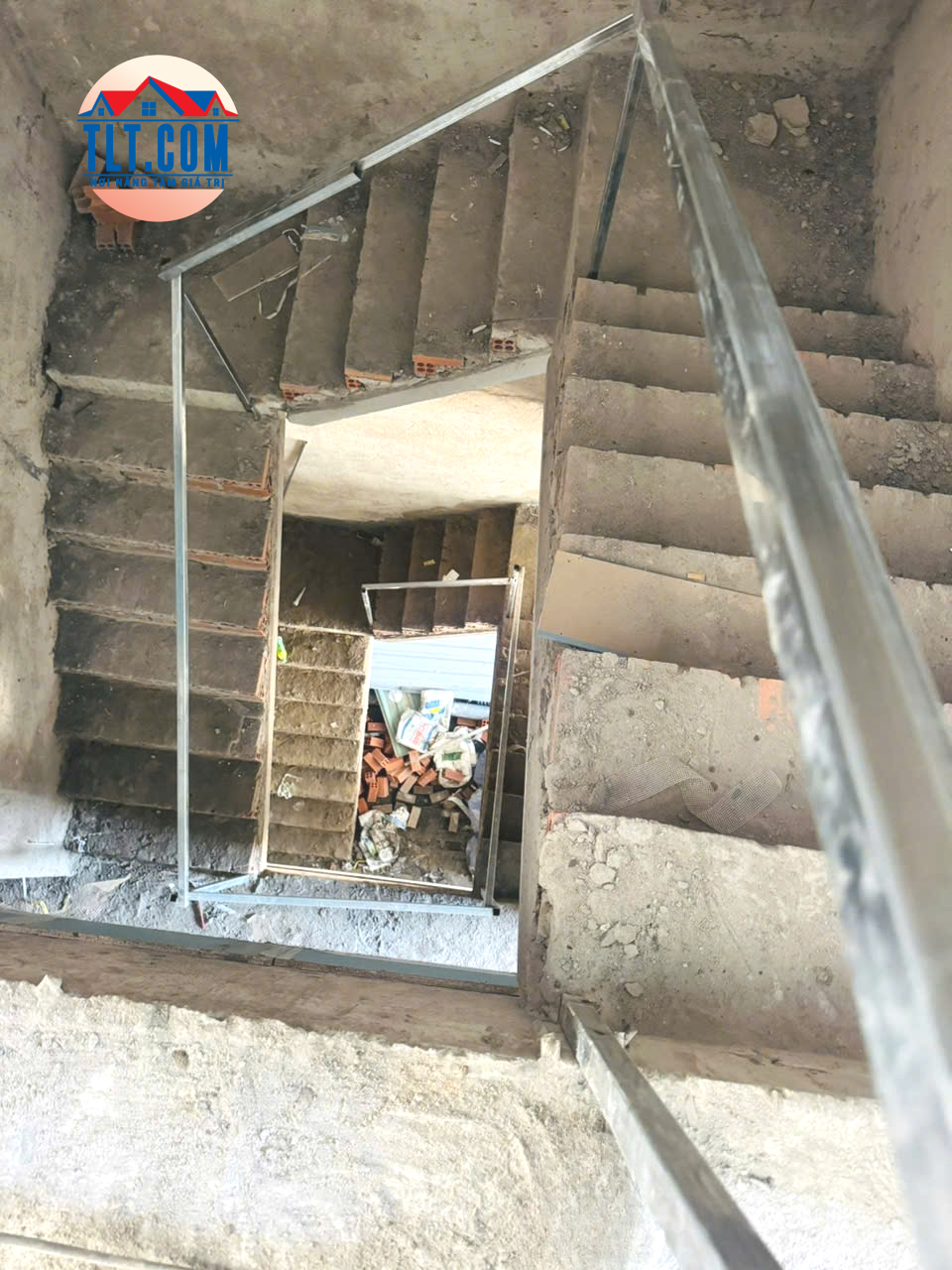 Thi công xây dựng cầu thang