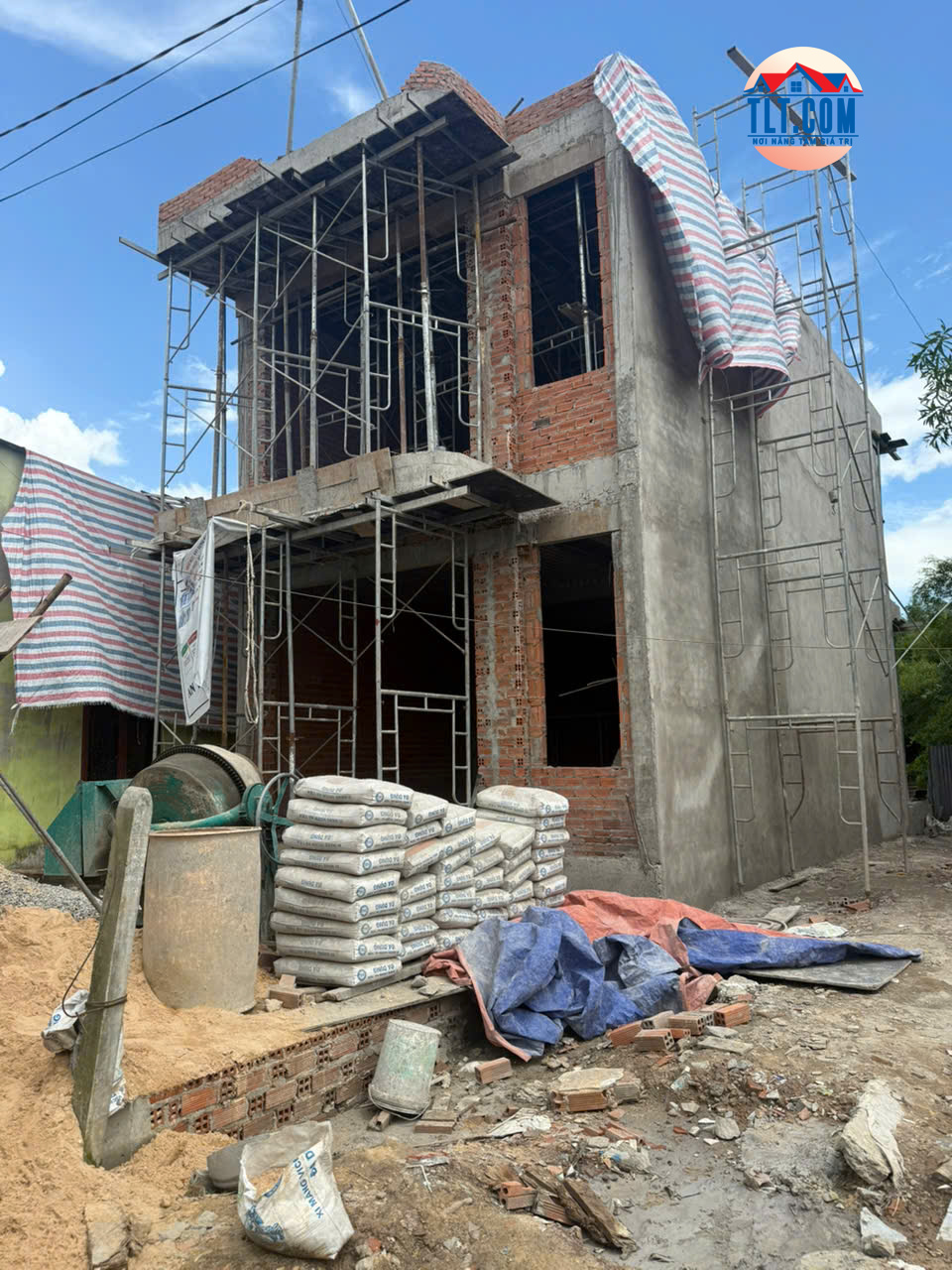 Nhà phố phần thô