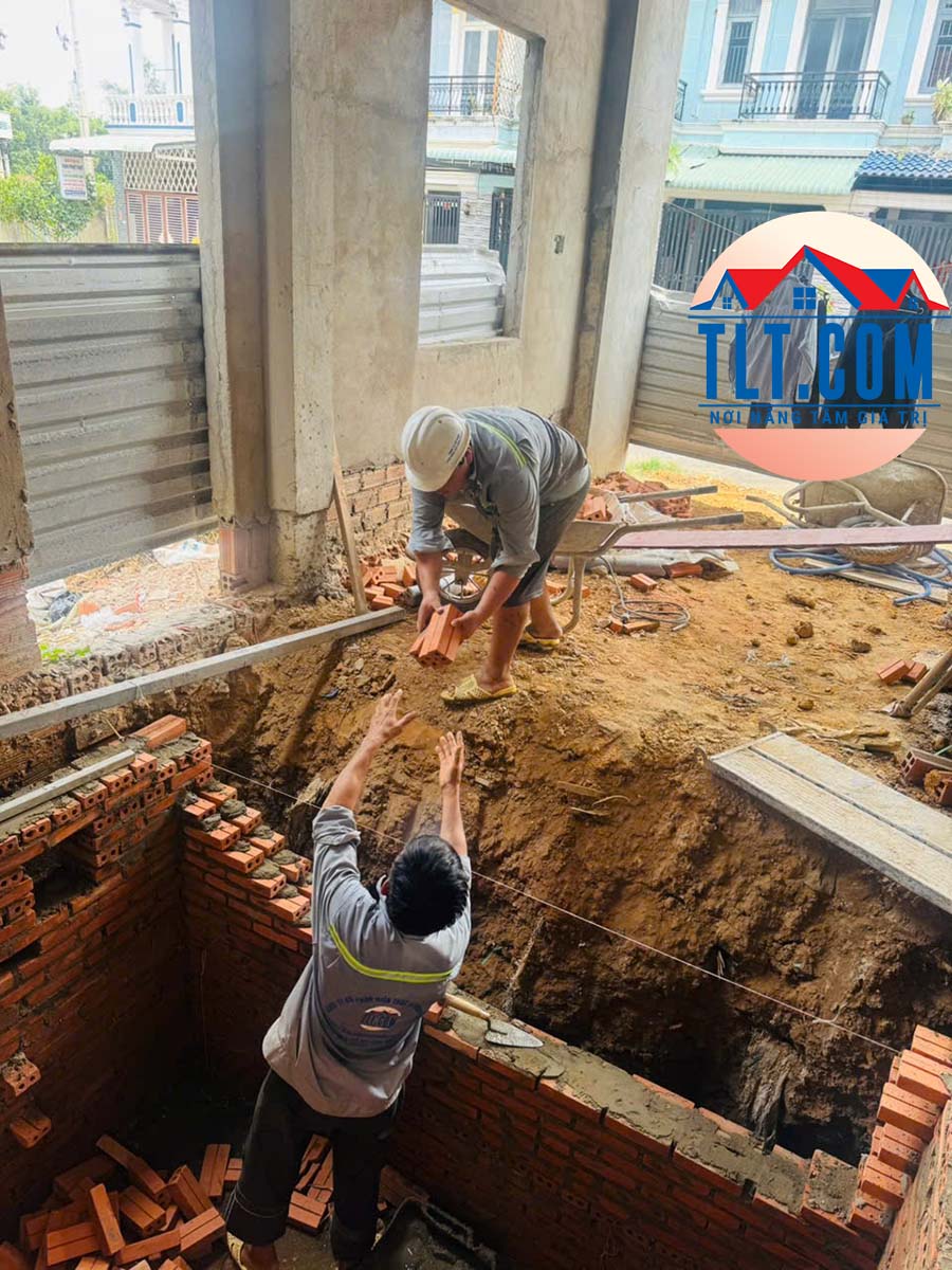 thi c&ocirc;ng x&acirc;y nh&agrave; phần th&ocirc;