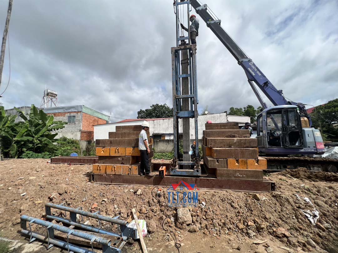 Hình thi công ép cọc tại mỹ tho