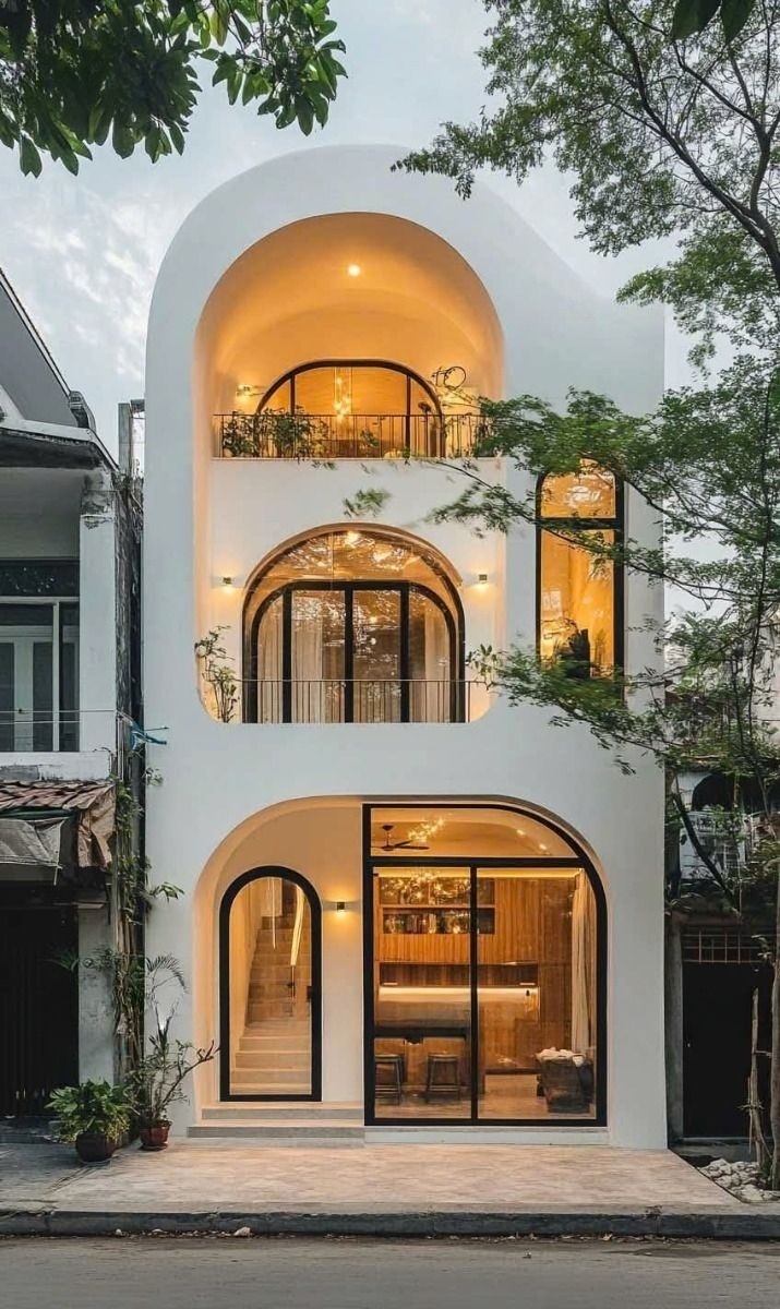 Nhà 1 trệt 2 lầu 60m2