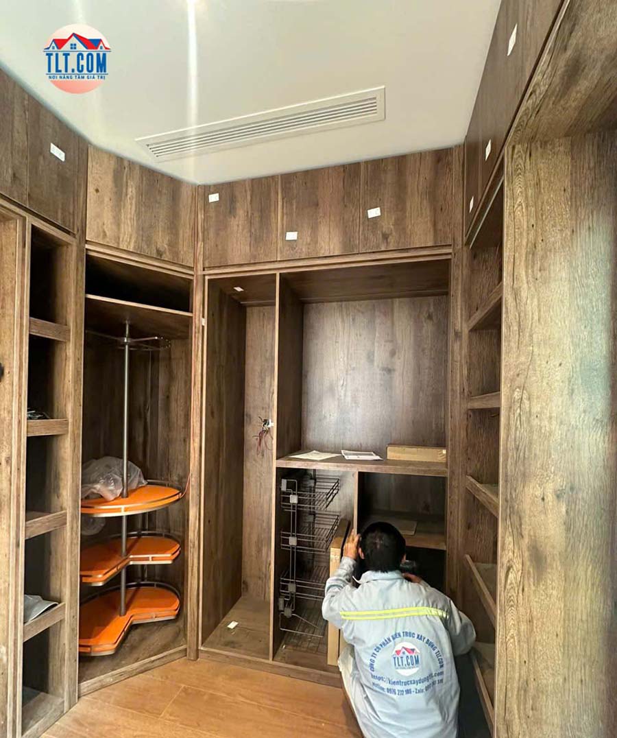 Thi công phần hoan thien biet thu