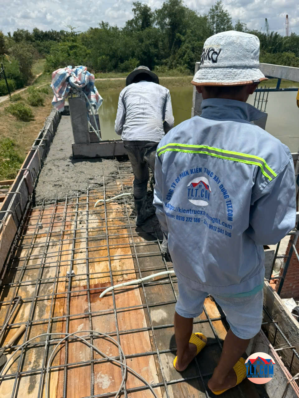 Xây dựng phần thô