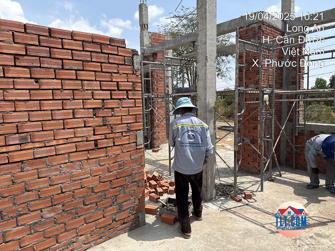 Xây nhà phần thô tại Long An