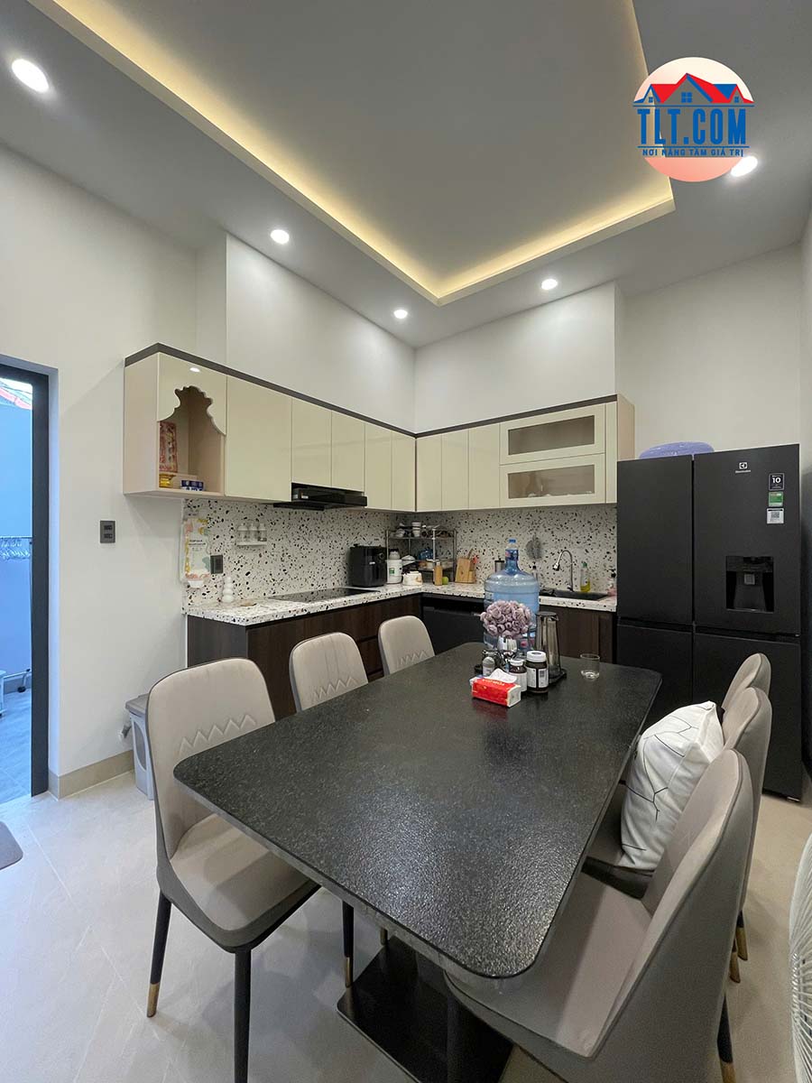 b&agrave;n giao nh&agrave; phố tại thủ dầu một