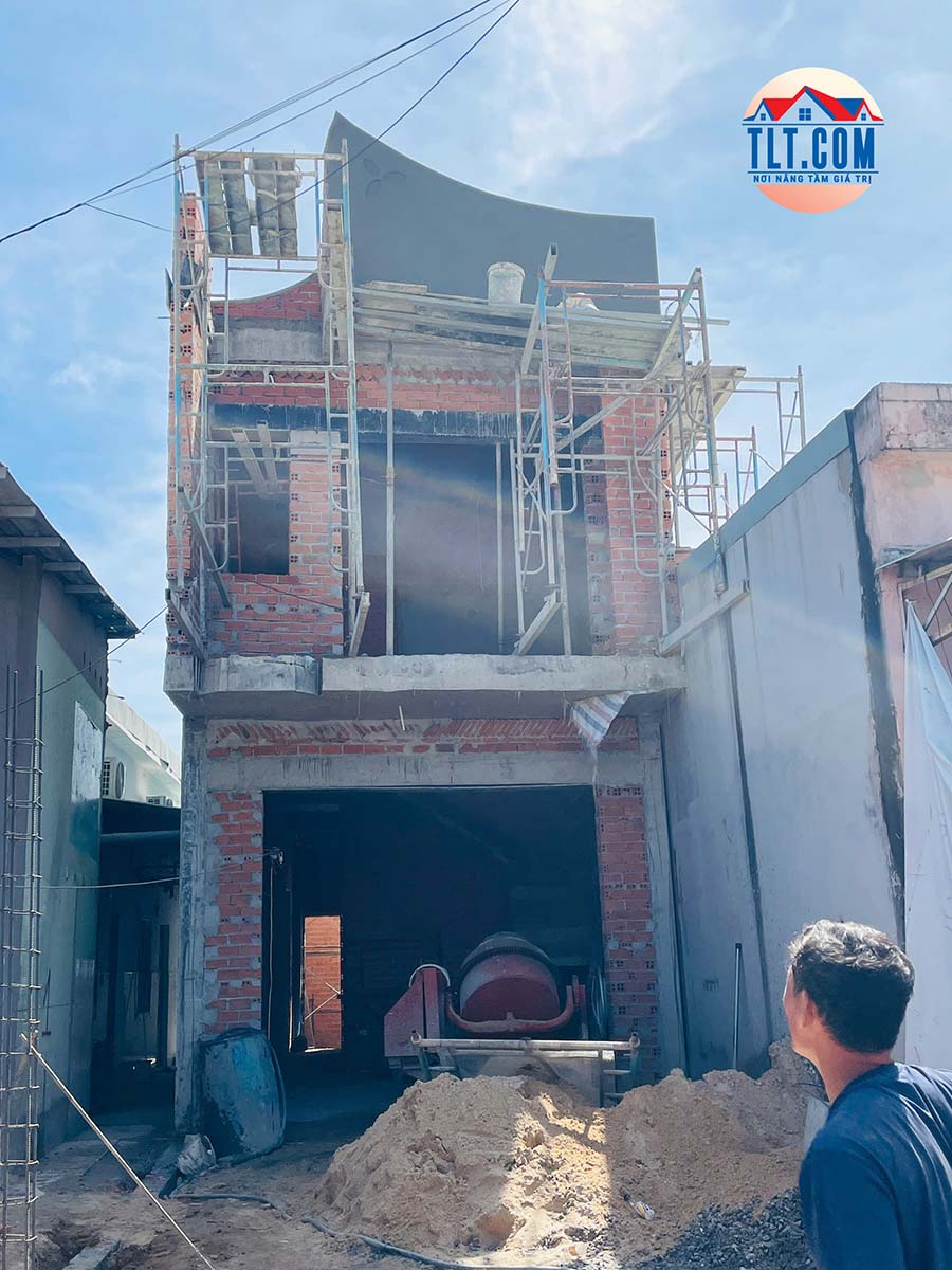 x&acirc;y nh&agrave; phần th&ocirc;