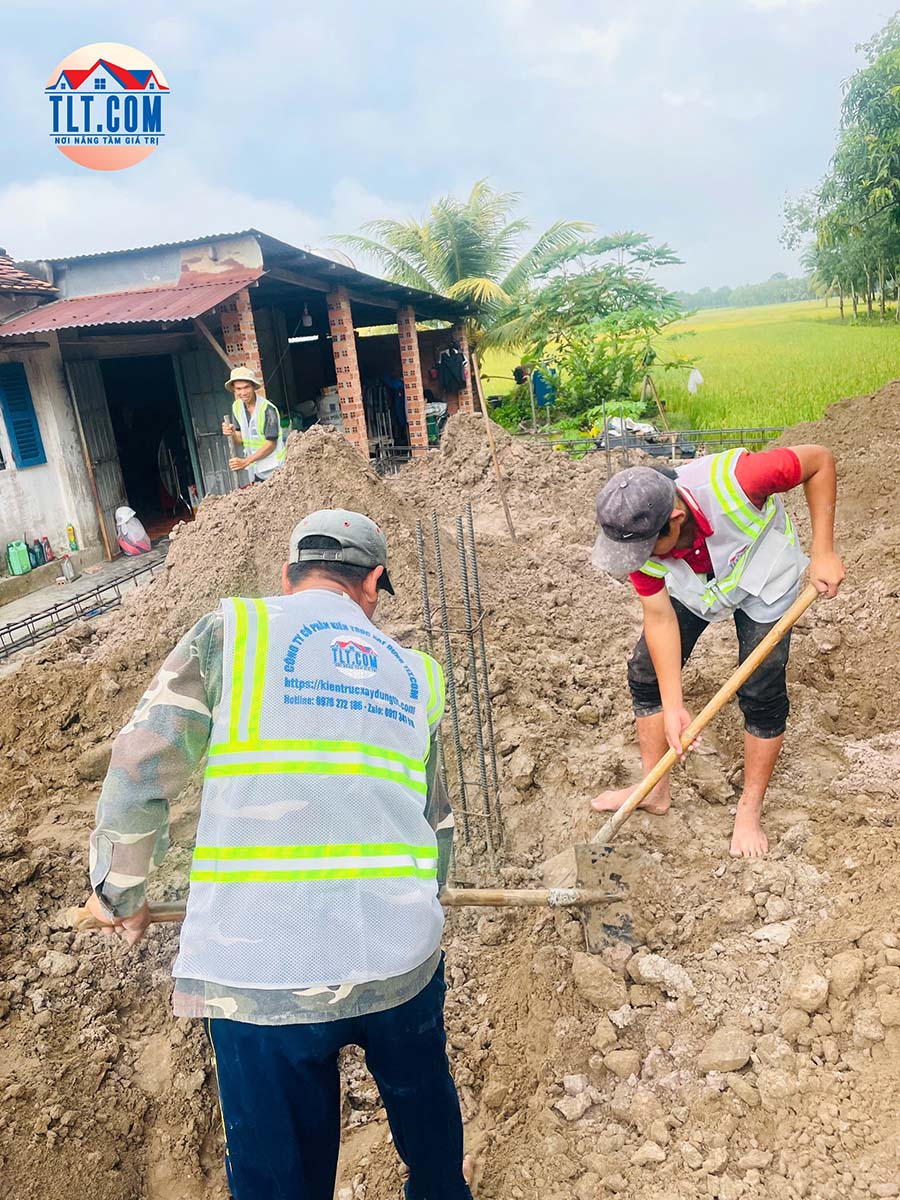 Thi c&ocirc;ng m&oacute;ng