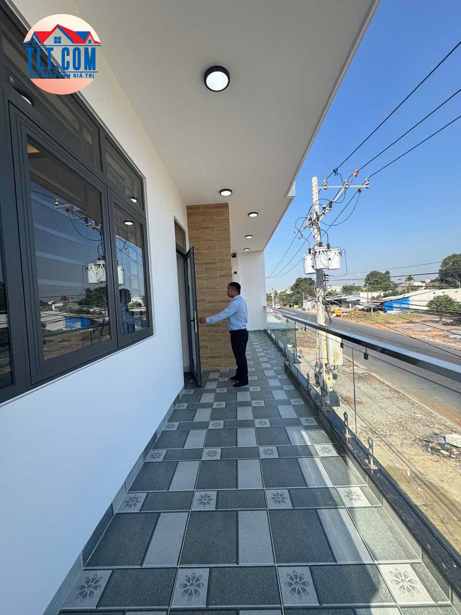 b&agrave;n giao nh&agrave;