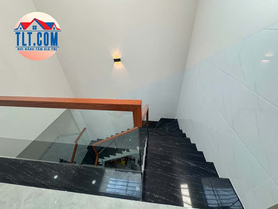 b&agrave;n giao nh&agrave;