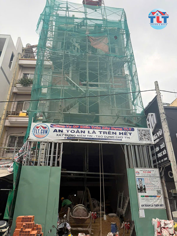 ho&agrave;n thiện phần x&acirc;y th&ocirc;