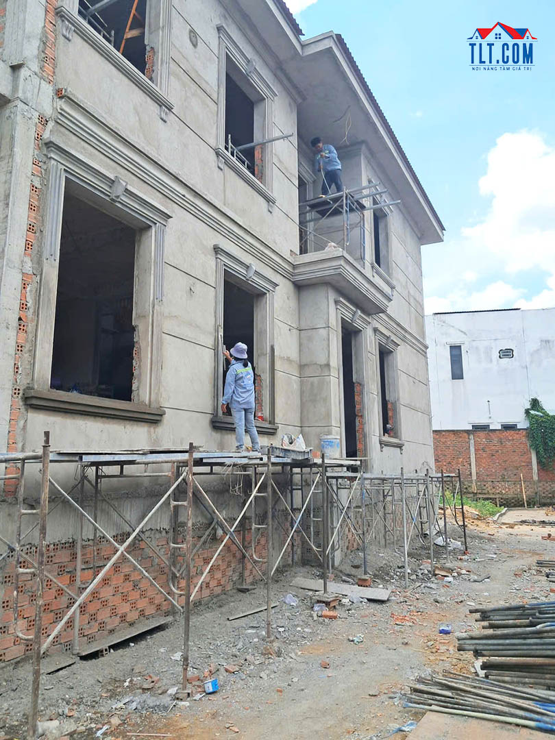 thi công tô trát tường bên ngoài ngôi nhà