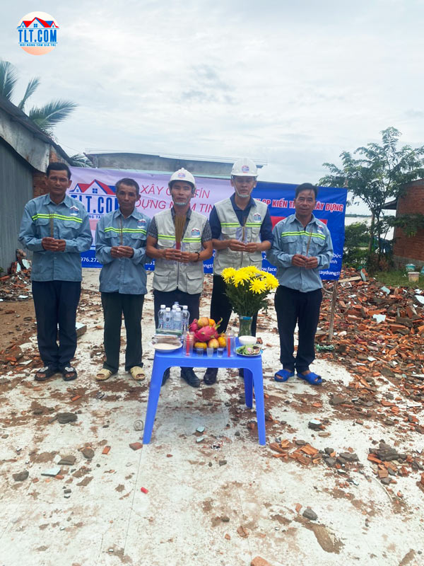 Cúng động thổ công trình thi công