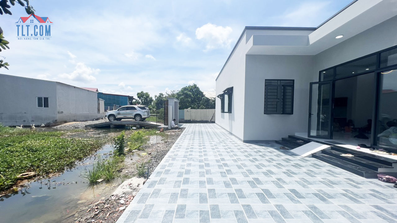 xay-nha-tron-goi-long-an